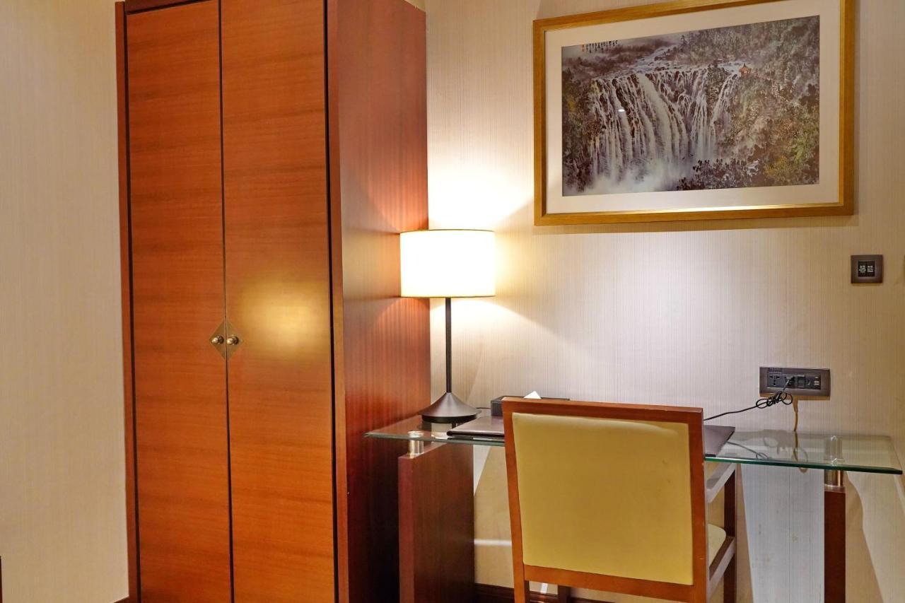 Hu House - Taipei Hotell Eksteriør bilde